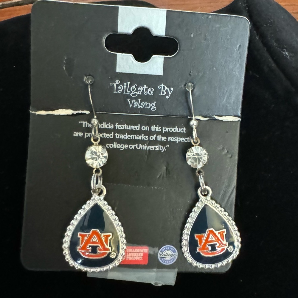 Auburn Insignia Silver Earrings with Cubic Zirconia CZ NWT Official TM